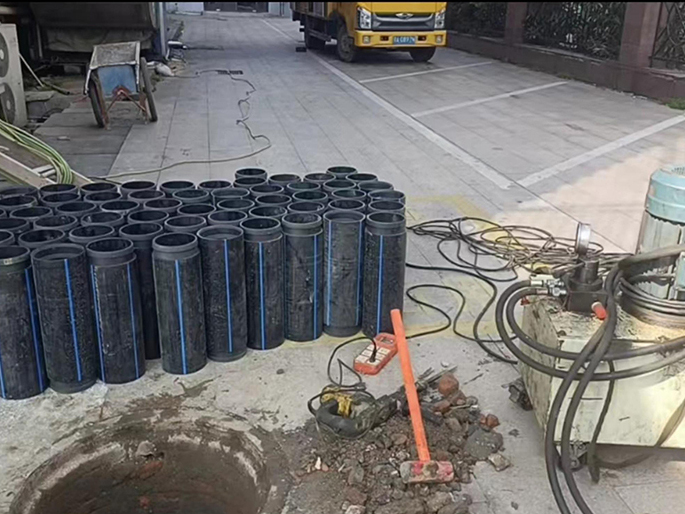 保德PE置换管厂家 DN315置换管 非开挖管短管置换